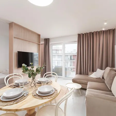 - 4 Person - Premium Baltic With Access Apartment