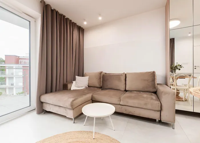 - 4 Person - Premium Baltic With Access